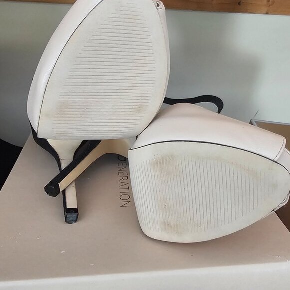 BCBG Heels - Picture 3 of 3